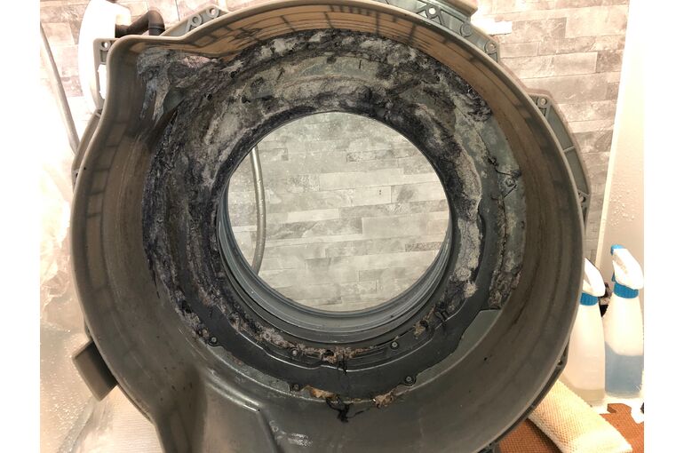 0EF9B05B-04CD-4F6F-84D9-1ACC51715699