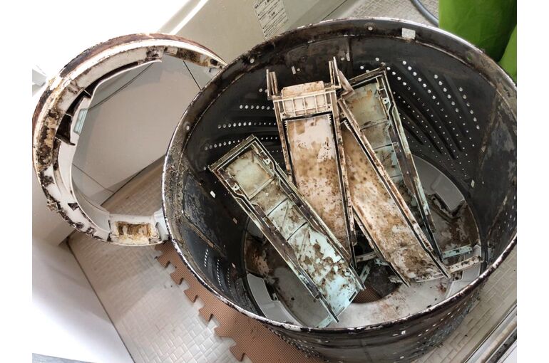 4CDBED31-96C8-433A-AF70-E406A2F8DB8D