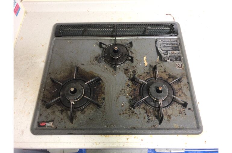 57108765-77A7-4243-AEC6-67AD48957593