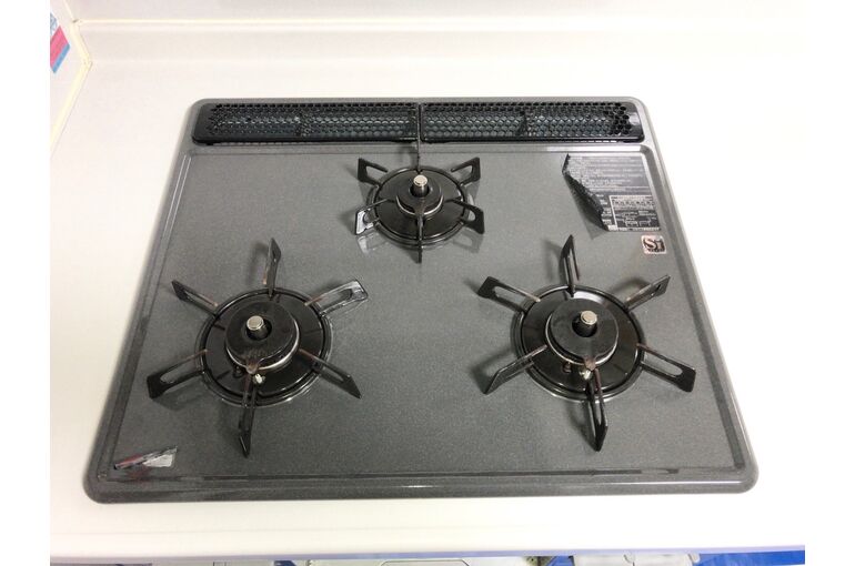 C599A39A-D5B6-4EB9-A00D-8E60C4595715