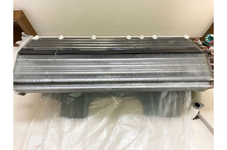 4AB0DA86-2E03-43F2-89FF-B4B274029FE6