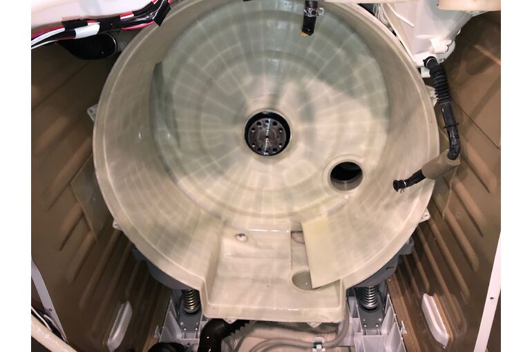 E51020D2-4C58-47A6-98A3-E60123837FCF