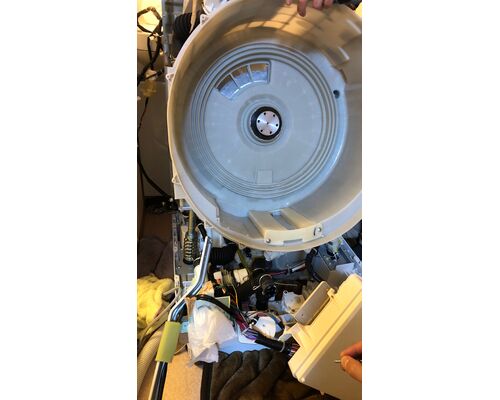 4C1A8BA9-ED4A-419A-AE73-2479BCD31706