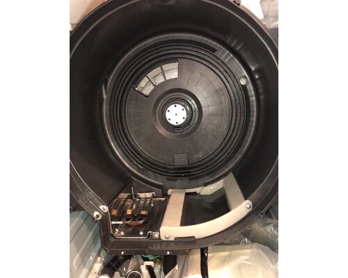 CEE0BA99-8B08-4F4F-9369-618A0BDA0DCC