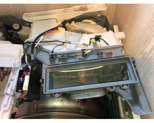 063C553A-1062-47A1-859A-C371AAC8E612