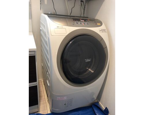 7FF21423-3E34-43B5-A613-FA1790C6D165