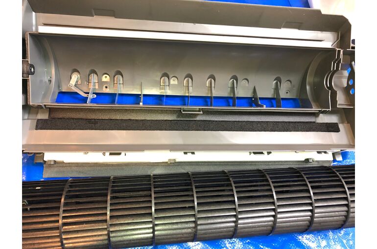8C2F53F7-6F81-4776-90AC-7621301C5E84