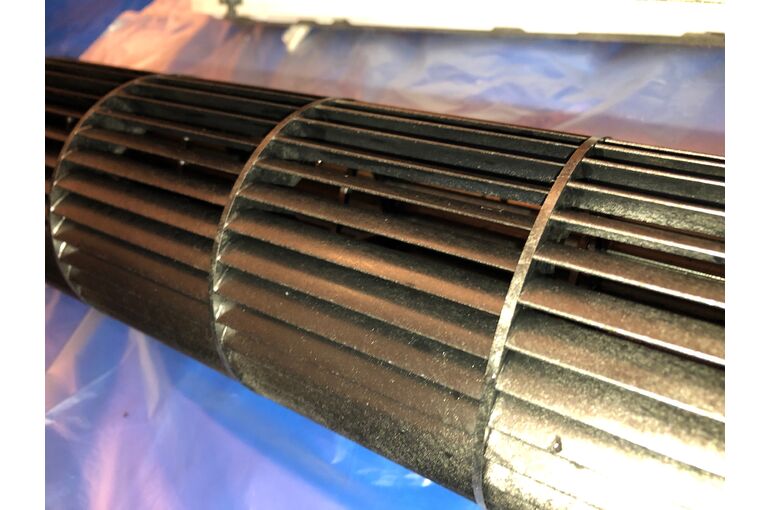 FEED095A-CE12-4CB5-8E8A-26A61A79D298
