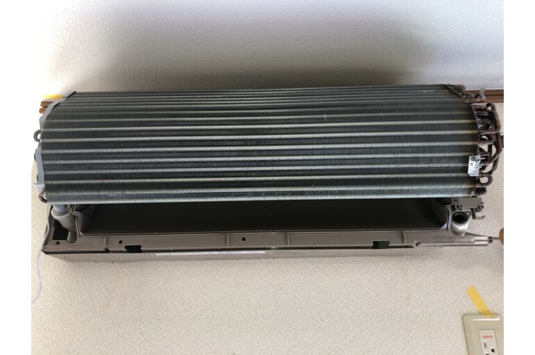 6ADF4040-81FE-432F-9FB8-2A5B2625A267
